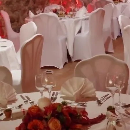 Szálloda Zum Treuen Bartel 3*