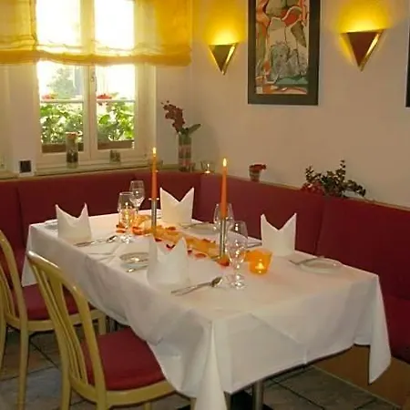 Zum Treuen Bartel Hotel