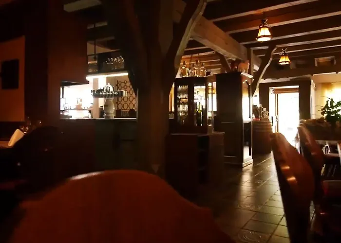 Zum Treuen Bartel מלון