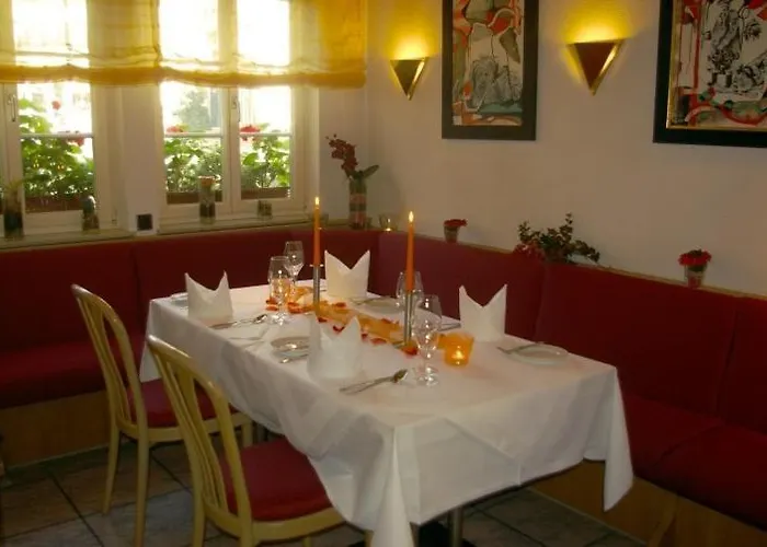 Zum Treuen Bartel 3*